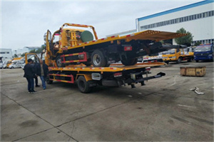 兴和同城汽车补胎